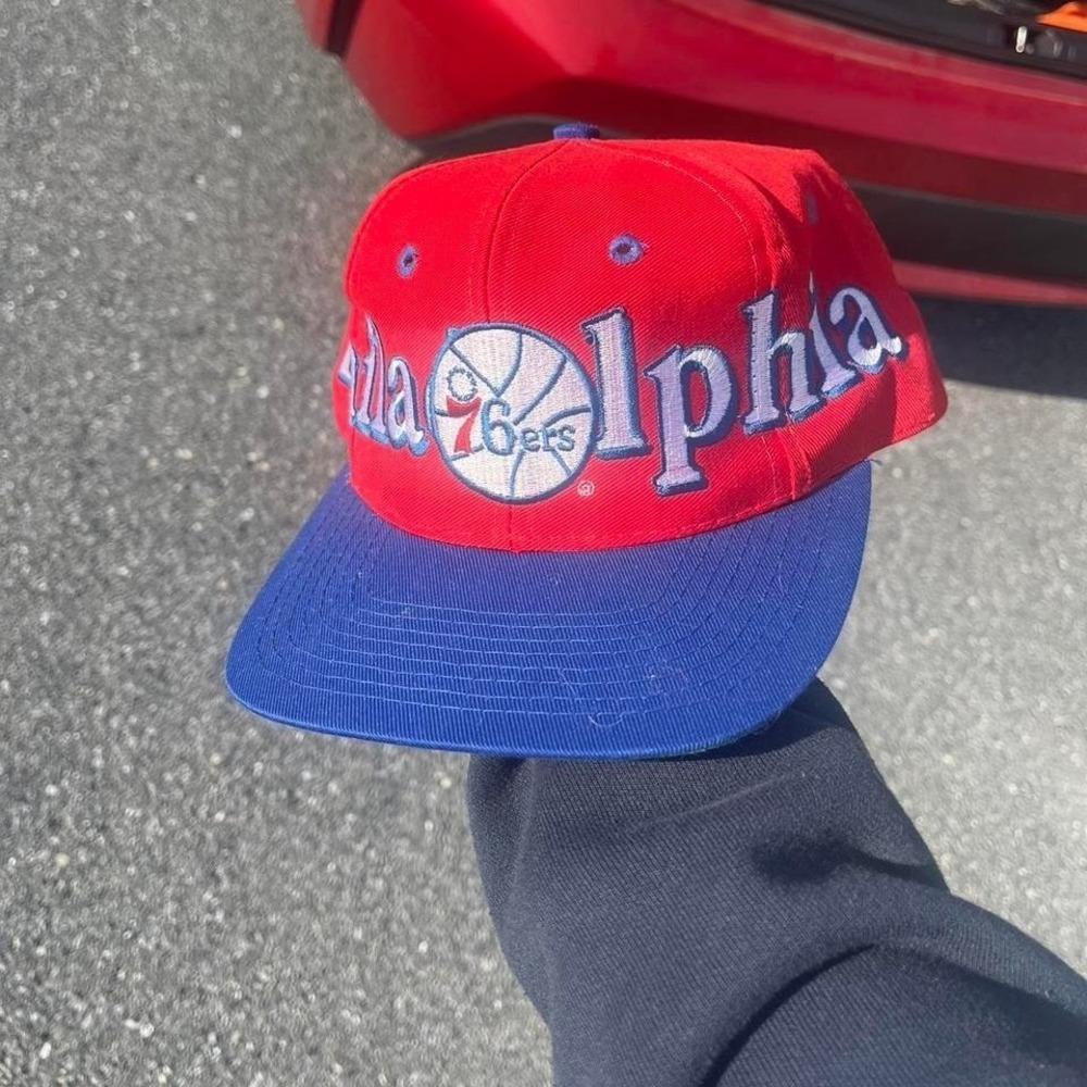 1990s Graphic Philadelphia 76ers Wrap around Vintage SnapBack